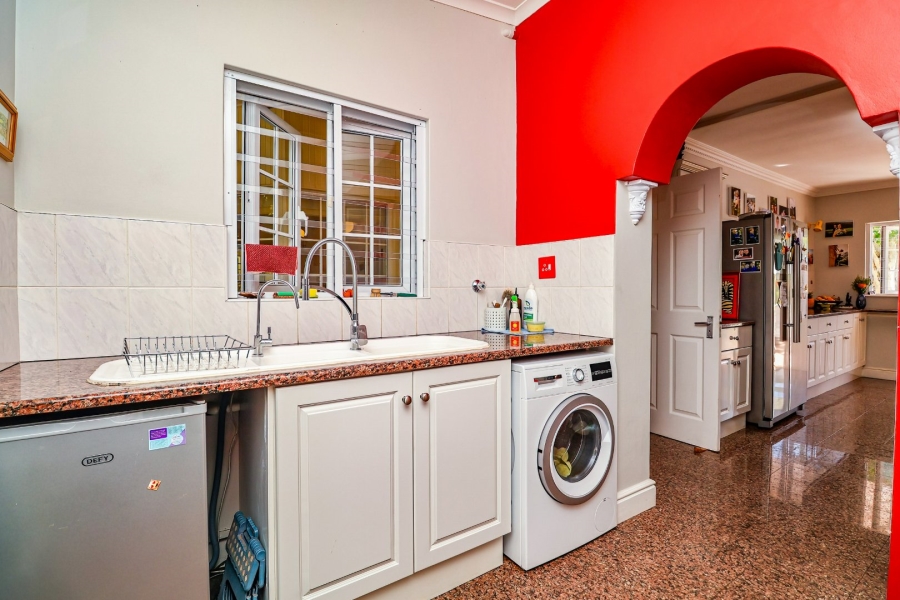 4 Bedroom Property for Sale in Belvedere Estate Western Cape